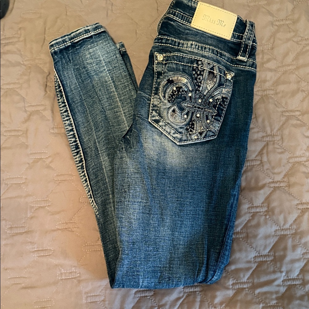 Miss Me Women's Dark Blue jeans  with Embellished Pocket